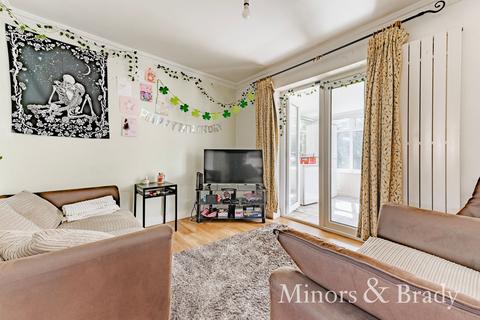 4 bedroom semi-detached house for sale, Kerville Street, Norwich