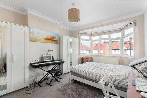 103 Maycross Avenue, Morden, SM4 4DF