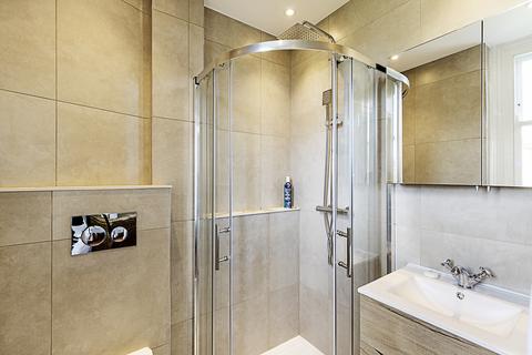 2 bedroom flat to rent,  Cambridge Mansions, Cambridge Road, London SW11