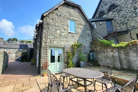 3 bedroom house for sale, Castle Lodge, Castle Square, Harlech