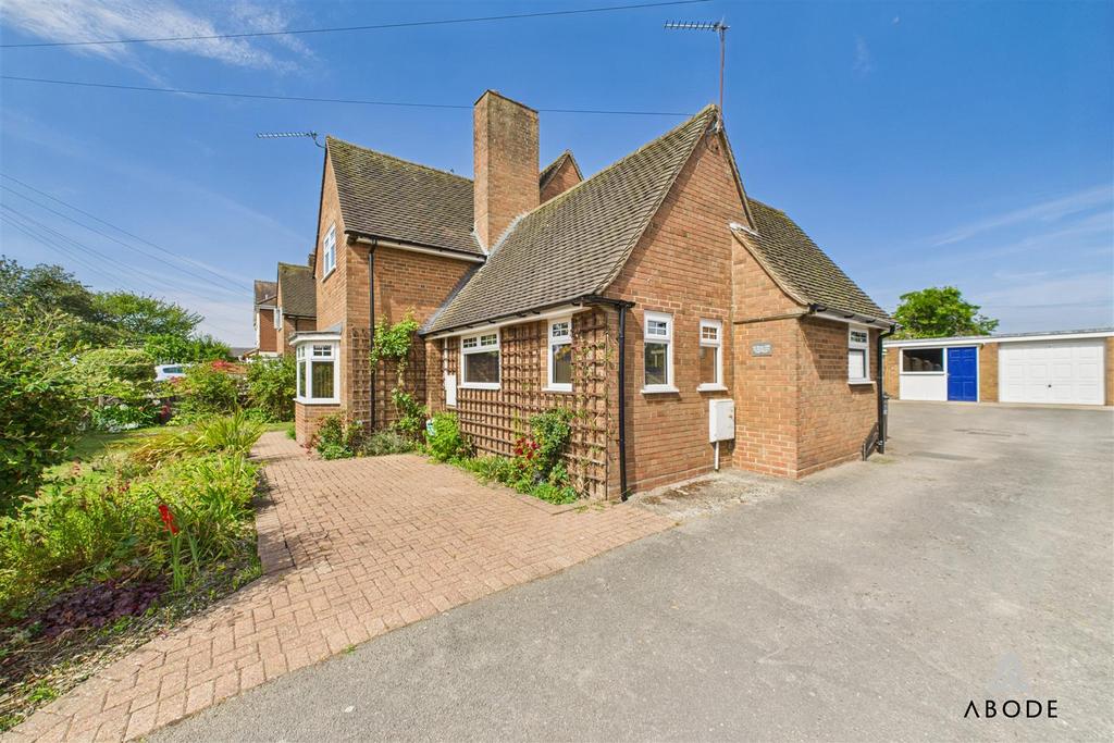 CAM01882 G0-PR0126-STILL021.jpg