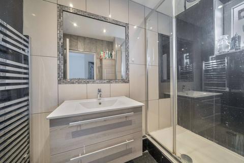 2 bedroom flat for sale, Redclyf House, Cephas Street, Stepney, London, E1