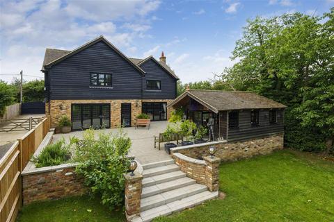 3 bedroom detached house for sale, Common Road, Bluebell Hill Village, Chatham