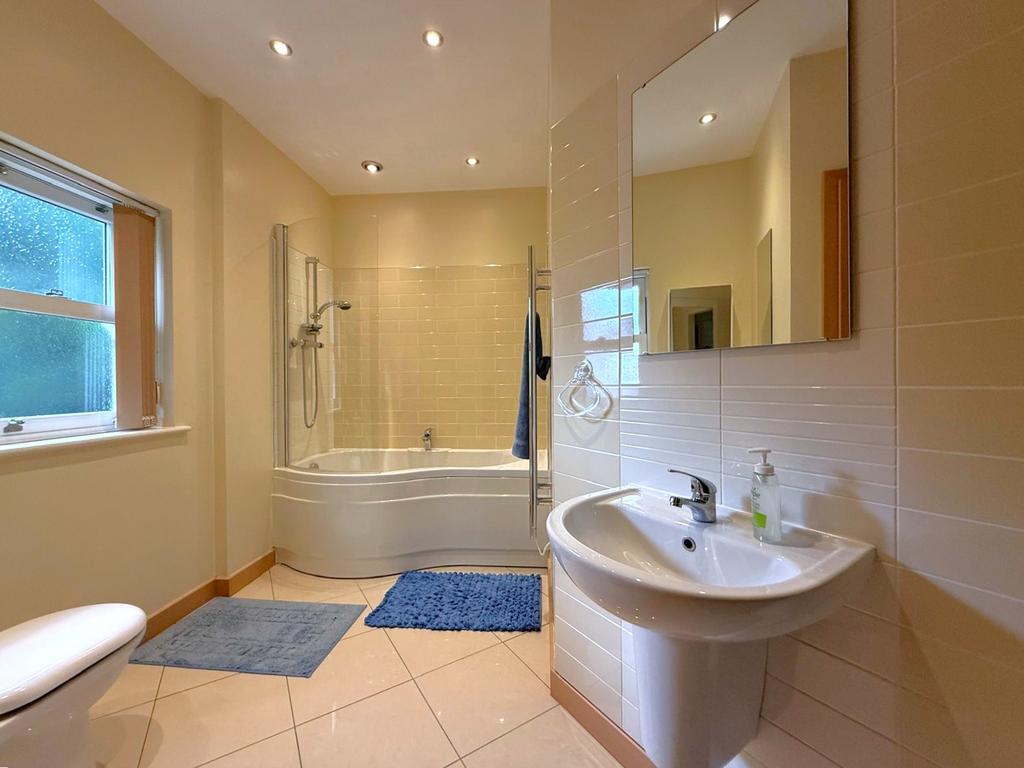 Master En-suite
