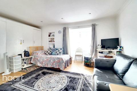 undefined, Helmsdale Close, Hayes