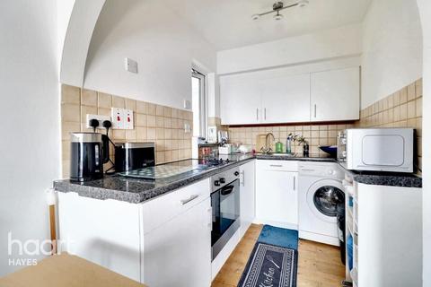 undefined, Helmsdale Close, Hayes