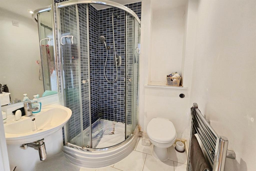 Ensuite