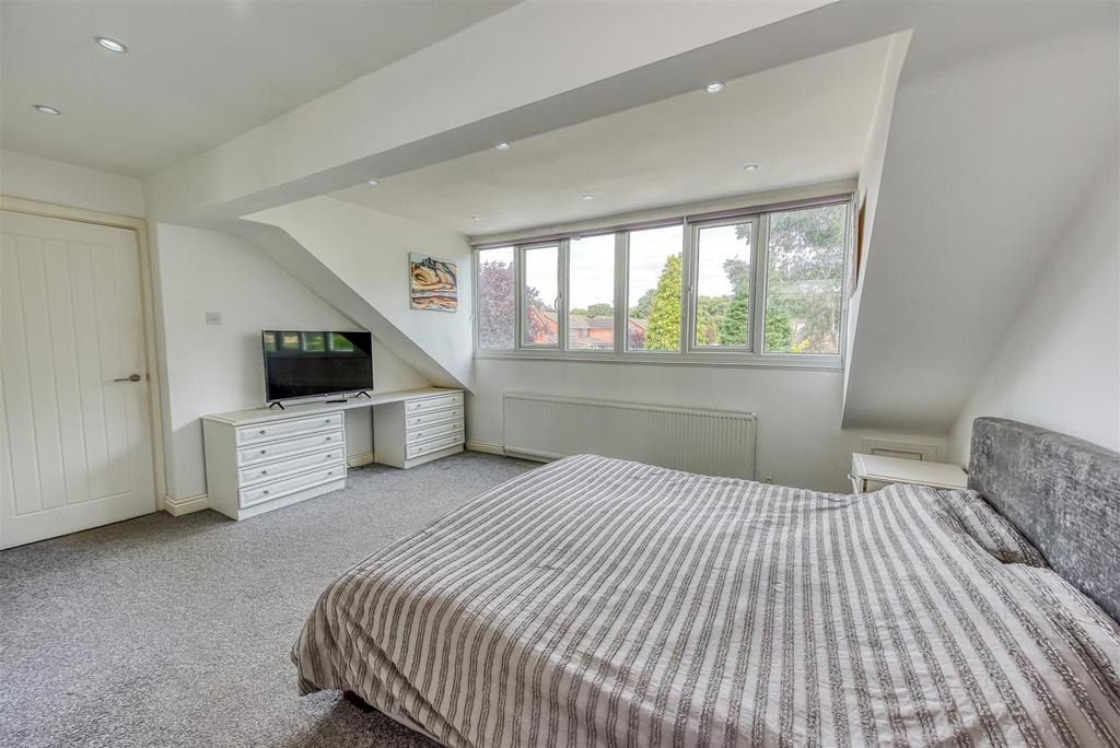 Stonegarth-Bedroom 1.jpg
