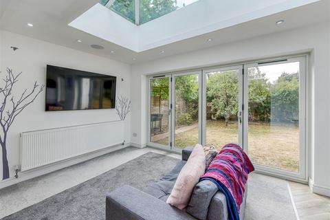 Stonegarth Greenhill, Wombourne, Wolverhampton, WV5 0LD
