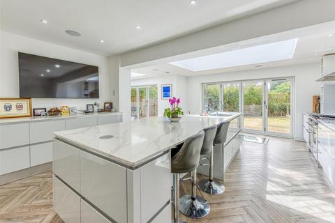 Stonegarth Greenhill, Wombourne, Wolverhampton, WV5 0LD