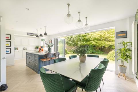 11 Barnfield, Tunbridge Wells, TN2 5XD