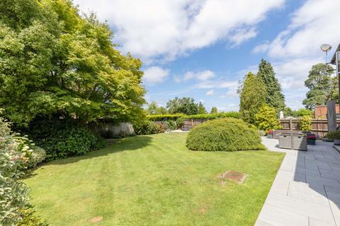 11 Barnfield, Tunbridge Wells, TN2 5XD