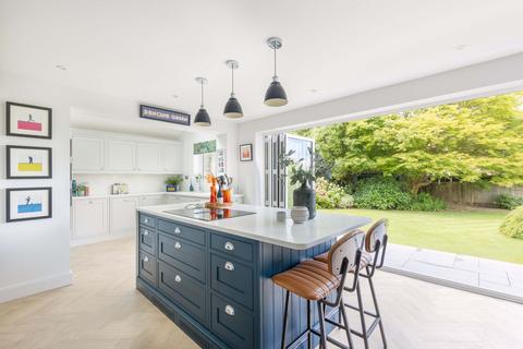 11 Barnfield, Tunbridge Wells, TN2 5XD