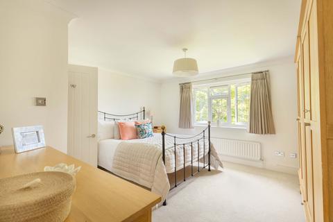 11 Barnfield, Tunbridge Wells, TN2 5XD