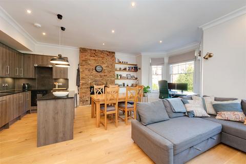 1 bedroom apartment for sale, Greencroft Gardens, South Hampstead, NW6