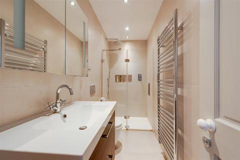 1 bedroom apartment for sale, Greencroft Gardens, South Hampstead, NW6
