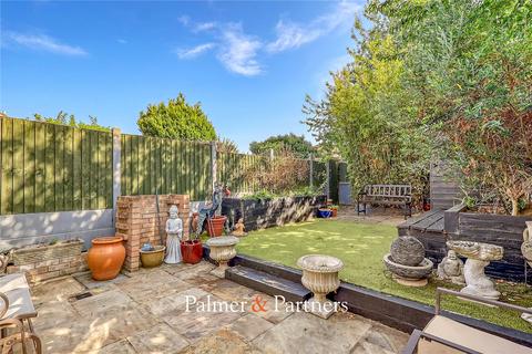 3 bedroom terraced house for sale, Sunrise Avenue, Essex CM1