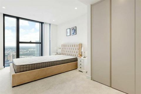 3 bedroom apartment to rent, Hampton Tower, Marsh Wall, E14