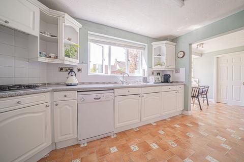 5 bedroom detached house for sale, Althorpe Drive, Dorridge, B93