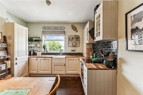 2 bedroom apartment for sale, Battersea Park Road, SW11