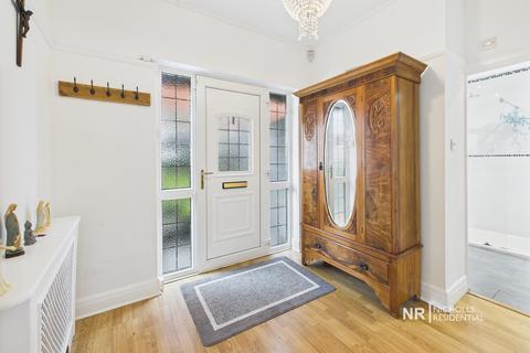 113 Ewell By Pass, Epsom, KT17 2PX
