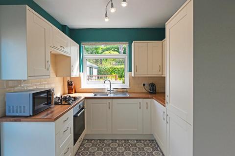 undefined, Bradford Road, Birkenshaw, Bradford, West Yorkshire, BD11
