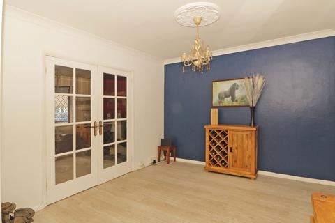 7 Saltash Road, Welling, DA16 1HD