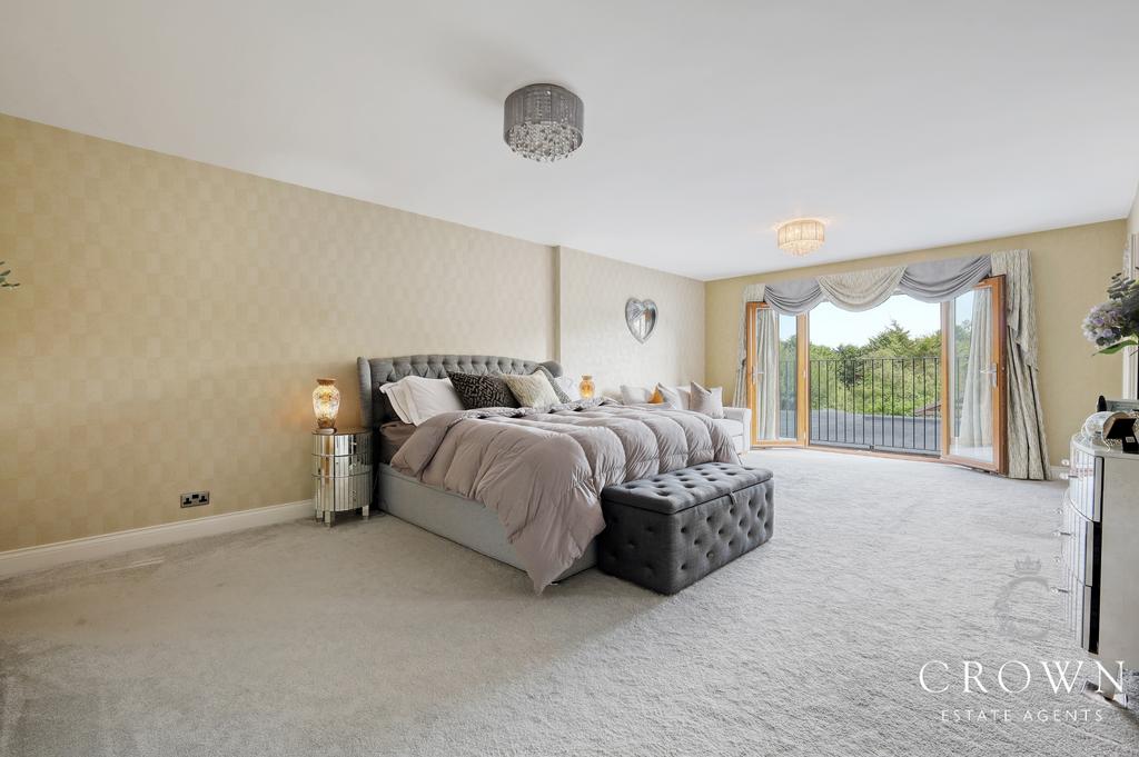 Master Bedroom Suite