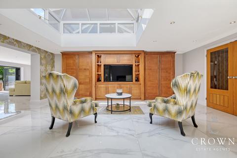 6 bedroom detached house for sale, Ramsden Park Road, Ramsden Bellhouse, Billericay