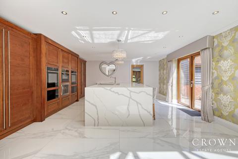 6 bedroom detached house for sale, Ramsden Park Road, Ramsden Bellhouse, Billericay