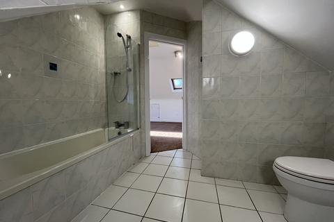 2 bedroom flat for sale, Cecil Road, Bournemouth,