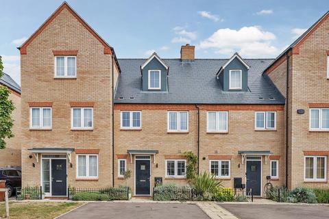 Kingsmere,  Bicester,  Oxfordshire,  OX26