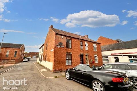 4 bedroom semi-detached house for sale, Dolben Square, Wellingborough