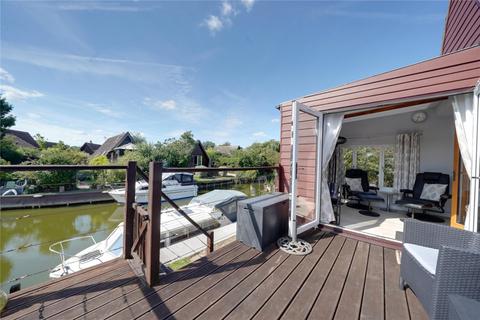 2 bedroom detached house for sale, Kingfisher, Isleham, Ely, Cambridgeshire, CB7