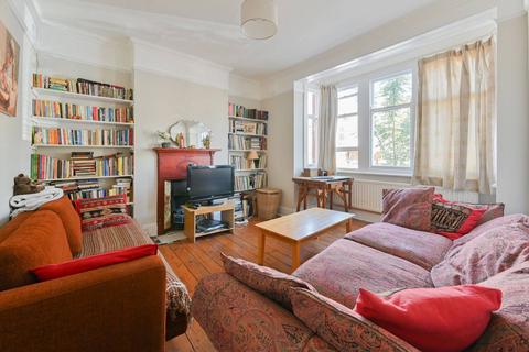 2 bedroom maisonette for sale, Dumbarton, Brixton Hill, London, SW2