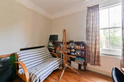 undefined, Dumbarton, Brixton Hill, London, SW2