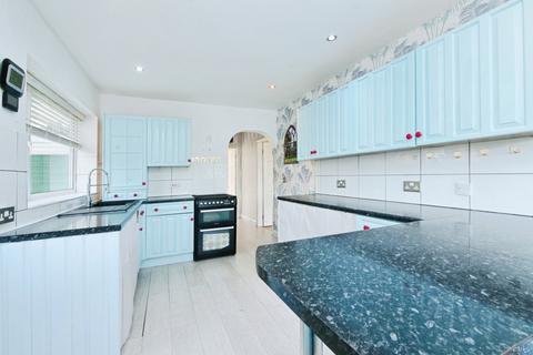 3 bedroom semi-detached house for sale, Kennedy Drive, York YO32