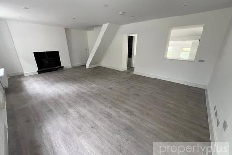 3 bedroom terraced house for sale, Collenna Road, Tonyrefail, Rhondda Cynon Taff, CF39