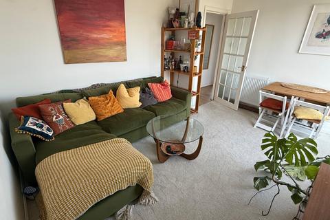 2 bedroom flat to rent, Orchard Brae Avenue, Edinburgh, EH4