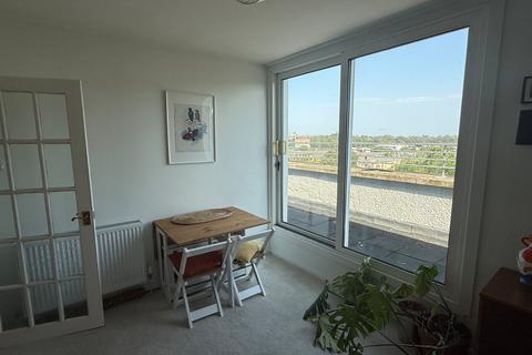 2 bedroom flat to rent, Orchard Brae Avenue, Edinburgh, EH4