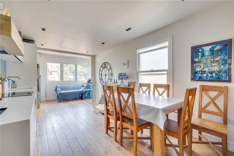 3 bedroom maisonette for sale, Balvernie Grove, London, SW18