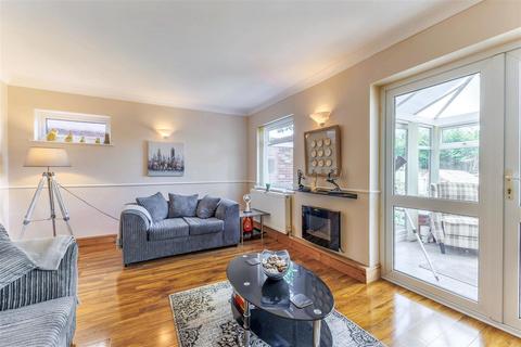 3 bedroom detached house for sale, Shrubbery Road, Pershore WR10