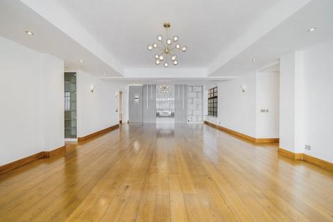 4 bedroom flat to rent, Berkeley Court, Marylebone Road, Marylebone, London