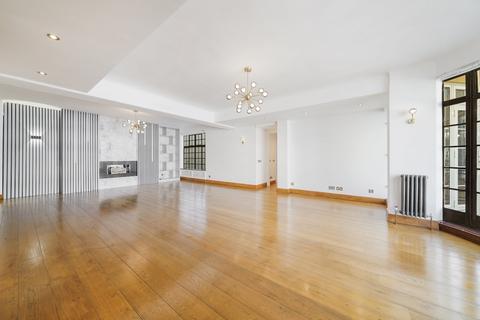 4 bedroom flat to rent, Berkeley Court, Marylebone Road, Marylebone, London