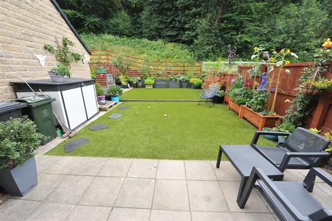 3 bedroom semi-detached house for sale, Castle Stead Drive, Cullingworth, Bradford