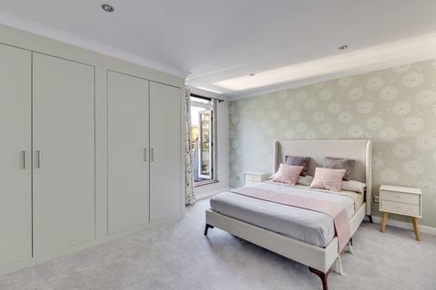 2 bedroom duplex for sale, Portland House, St. Anns Terrace, London, NW8