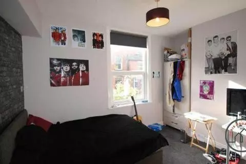 1 bedroom in a house share to rent – pohled 3