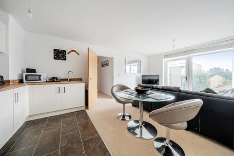 2 bedroom apartment for sale, Cunningham Court, Taunton