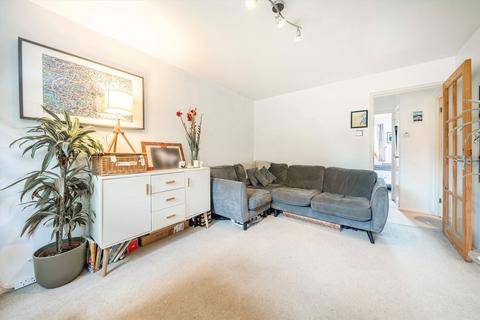 1 bedroom flat for sale, Molyneux Drive, London SW17