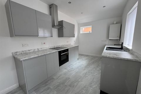 3 bedroom end of terrace house for sale, King Albert Place, Crook